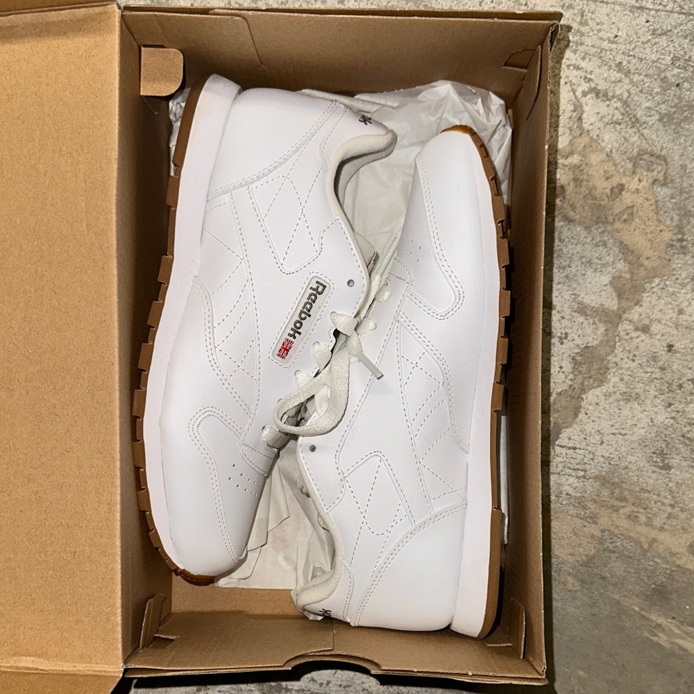 Reebok Men's White Leather Sneakers